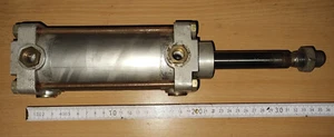 Pneumatik  Druckluft Zylinder Hub 73 mm Durchmesser 75 + 2x Magnetsensoren - Bild 1 von 8