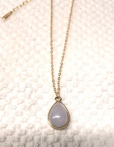 NWT Girly 18k gold dipped Teardrop Light Blue  pendant Necklace. Adj 16"-18".  - Afbeelding 1 van 8