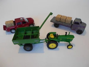 Ertl 1:43 Farm Classics John Deere 4010 Tractor w/Frontier Grain Cart & Trucks - Picture 1 of 21