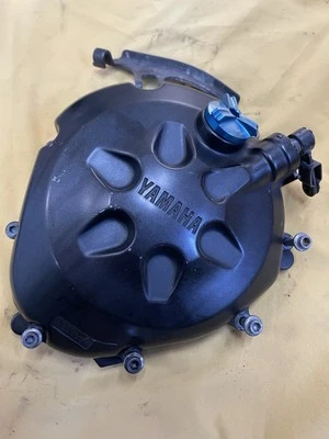 2006-2012 YAMAHA FAZER FZ1 N CAPA DE EMBREAGEM 5VY - Imagem 1 de 4