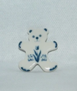 Vtg. Russ Berrie & Co 5825 . Ceramic Blue & White Teddy Bear Magnet Rare Retired - Picture 1 of 11