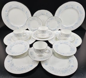 (4) Wedgwood Belle Fleur 5-teilig Platzeinstellungen Vintage Blumen Esszimmer England Lot - Bild 1 von 24