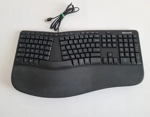 Microsoft 1878 Ergonomic Wired USB Keyboard Black Qwerty - Picture 1 of 4