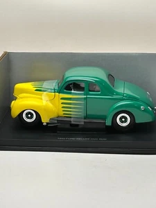 Eagle's Race 1:18 Scale 1940 Ford Deluxe Coupe with Original Box, Yellow/Green - Picture 1 of 19