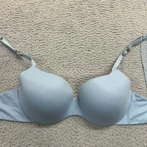 Victoria Secret Bra 32DD Demi Body By Victoria Lined Demi - Picture 1 of 11