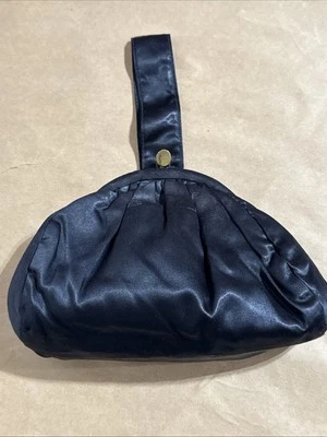 "Bolso de noche vintage pequeño muñequera negro dorado broche 9""x6"" forma de almeja" Foto 1 de 4