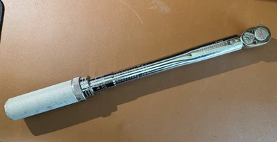 Herramientas Snap-On QJR2100E 3/8" Drive Click Type Llave dinamométrica 15-100 pies libras Foto 1 de 4