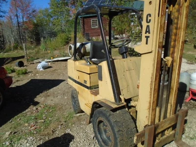 caterpillar v50c forklift - Image 1 of 4