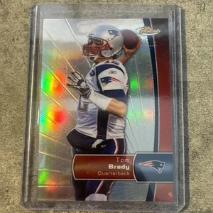 2012 Tom Brady Topps Finest Card # 50 Hyper-Prizm Refractor SP Patriots Bucs - Picture 1 of 2