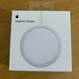 Genuine Apple MagSafe Wireless Qi Enabled iPhone 15/14/13/12 Pro Max Charger
