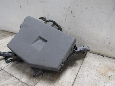 CAJA DE FUSIBLES MOTOR SCION TC 11 12 13 Foto 1 de 3