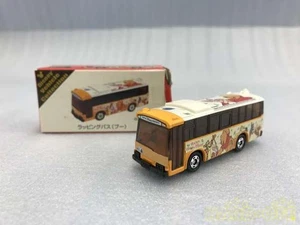 Takara Tomy Tomica Disney Bus Wrapping Poo - Picture 1 of 12