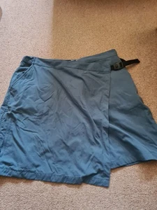 Womens Lowe Alpine Hiking /walking Shorts With Skirt Wrap Front Waist 33 Inches - Picture 1 of 6