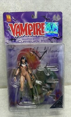 Boneco exclusivo Vampirella Tower novo na caixa assinado Julie Strain raro e Clayburn Moore - Imagem 1 de 4