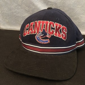 Starter Vancouver Canucks NHL Fan 
