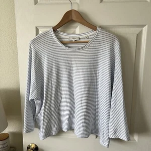 Vince Womens Top Sz L Long Sleeve Lightweight Soft Cotton Blue White Stripes - Picture 1 of 10