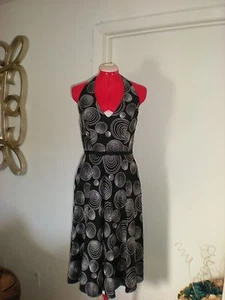 MAGGY LONDON LINEN & RAYON BLACK AND WHITE SWIRL PRINT HALTER DRESS SIZE 4 - Picture 1 of 11
