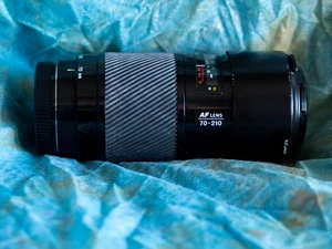 Minolta AF 4,0/70-210 Zoomobjektiv - Zoom Autofocus 70-210mm 1:4.0 Zoom Lens - Bild 1 von 5
