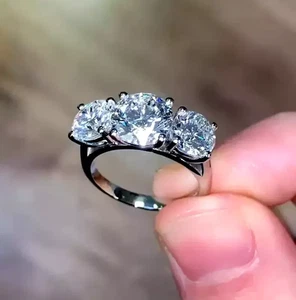 Verlobungsring 2 kt Rundschliff VVS1 Moissanit 14 kt Weißgold plattiert Drei Steine - Bild 1 von 7
