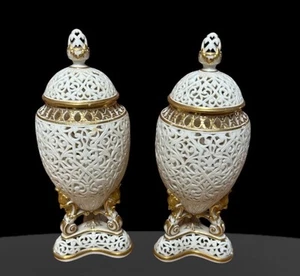 PAIR ANTIQUE LATE 19th C GRAINGER & CO WORCESTER PORCELAIN VASES POTPOURRI READ! - Picture 1 of 12