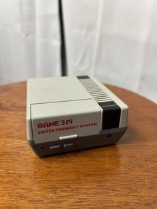 GeeekPi Case for Raspberry Pi 3B+ with Fan, Retro Gaming Nes3Pi Case with Coolin - Afbeelding 1 van 11