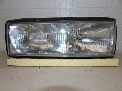 FARO LATERAL PASAJERO DERECHO CADILLAC ELDORADO SEVILLA 1987 CON SOPORTE DE MONTAJE Foto 1 de 4