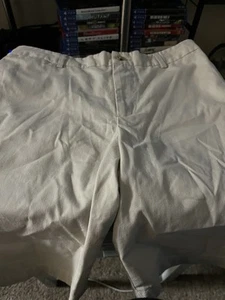 Polo Ralph Lauren Boys Lightweight Khaki Shorts Size 18 WORN 1-2 Times! - Picture 1 of 3
