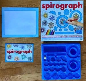 Spirograph Design Set - Picture 1 of 3