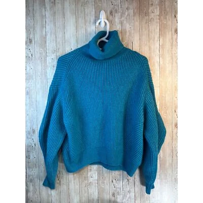 Suéter recortado H&M para mujer XS de gran tamaño azul verdoso acanalado cuello tortuga mezcla de lana Foto 1 de 4