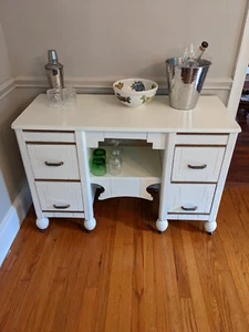 Antique buffet, TV stand or bar - Picture 1 of 6