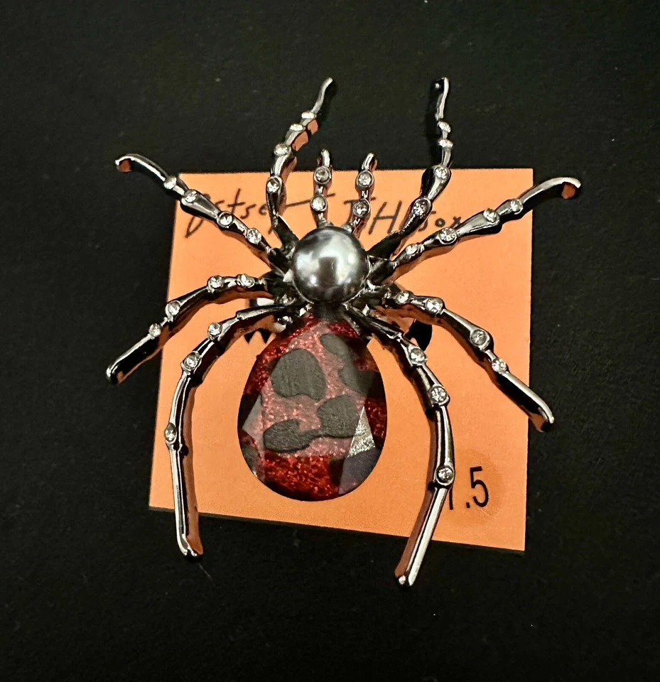 Betsy Johnson Spider Cocktail Ring 7.5 Black/ Red - Image 1 of 3