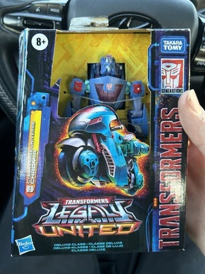Transformers Chromia Legacy United Deluxe Class Hasbro Brand New - Image 1 of 4