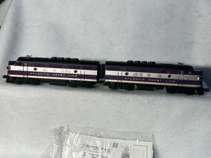 Beautiful MTH Atlantic Coast Line RR 3 Engine/4 Passenger Car Set O Gauge Car - Picture 1 of 24