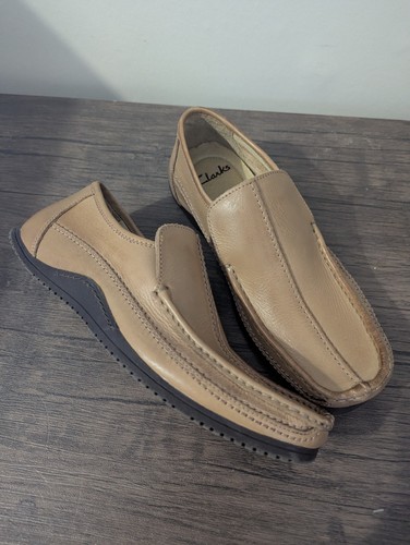 Mocassini Clarks taglia UK 7 marroni scarpa slip on scarpa casual ottime condizioni