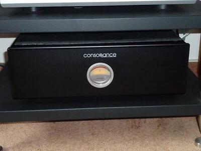Opera Consonance D-Linear 15 High-End Strom-Verteiler/Netzleiste/Filter schwarz - Bild 1 von 2