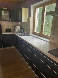 Küchenzeile mit Elektrogeräten gebraucht - Bild 1 von 7