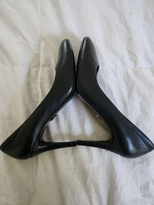 Tory Burch 黑色高跟鞋 7 米圆头 — 第 1/4 张图片