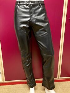 Herrenhose aus Lederimitat H&M 34/32 Schwarz black faux leather pants 