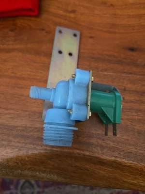 Válvula de agua para hacer hielo genuina OEM Frigidaire 120V #218720400 450202 (5E1) Foto 1 de 4