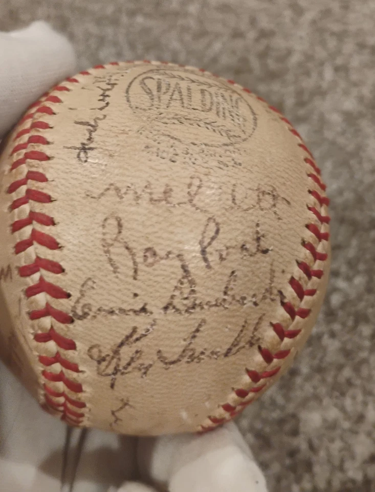 Mel Ott Autografiado 1947 New York Giants Firmado Ford Frick Spalding NL Béisbol Foto 1 de 4