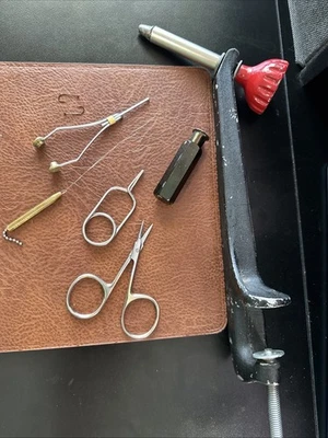 Комплект для вязания мух б/у.  Отлично подходит для начинающих. - Изображение 1 из 4