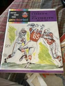 1966 AFL Boston Patriots Vs Kansas City Chiefs - Picture 1 of 5