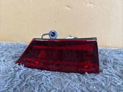 Внутренний галогенный задний фонарь левая сторона водителя для KIA Forte 2019-2021 годов выпуска 92403-M7000 от оригинального производителя ST8 - Изображение 1 из 4