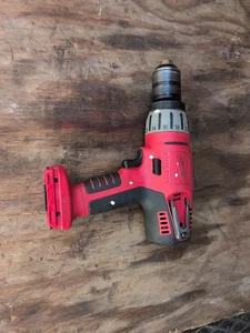Milwaukee 0724-20 V28, M28, 1/2" Keyless Chuck Hammer Drill - Picture 1 of 9