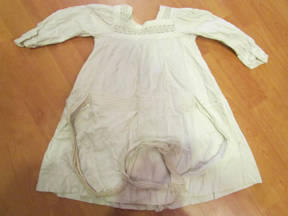 ancienne robe d' enfant tissu motif rayé dentelle - Photo 1/1