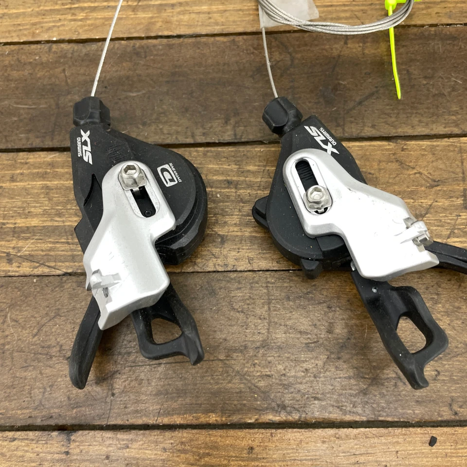 Shimano SLX Shifter Set SL-M670 10s Dyna-Sys Shift Lever Pod 10 Speed Trigger - Image 1 of 4