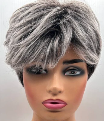 Peluca Gabor Out the Door 3 pulgadas regaliz azucarado sintético Pixie promedio gorra  Foto 1 de 4