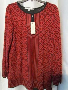 Neu mit Etikett Studio M Geo-Print Tunika Langarm Oberteil Granat schwarz S Org. $ 78,00 - Bild 1 von 6