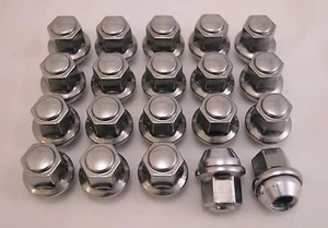 20 New Chrysler 300 Factory OEM Stainless Polished Chrome Lug Nuts Lugs FreeShip - Picture 1 of 2