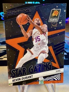 2024-25 Kevin Durant Panini Revolution Star Gaving Blue Cosmo /285 #15 Suns - Bild 1 von 2